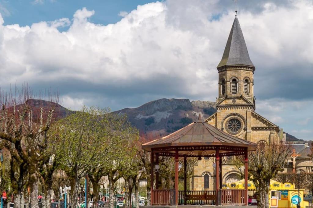 Appt Lumineux, Thermes Et Montagne Ла-Бурбуль Екстер'єр фото